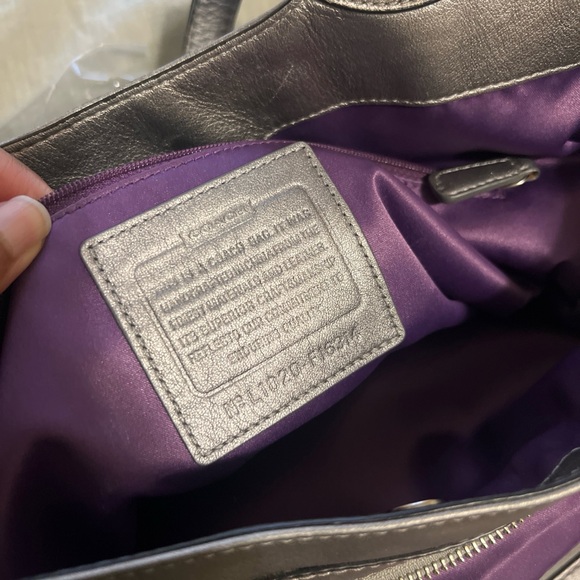 Coach Metallic Silver and Gray Shoulder Bag - Picture 4 of 5